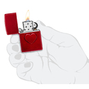 Зажигалка ZIPPO Оттиск сердца с покрытием Красное карамелизированное яблоко | Stamped Heart Candy Apple Red™,латунь/сталь,красная,глянцевая,38x13x57мм для нанесения логотипа