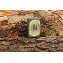 Зажигалка ZIPPO Спил дерева с зеленым матовым покрытием | Wood Ring Green Matte, латунь/сталь, зеленая, матовая, 38x13x57 мм для нанесения логотипа
