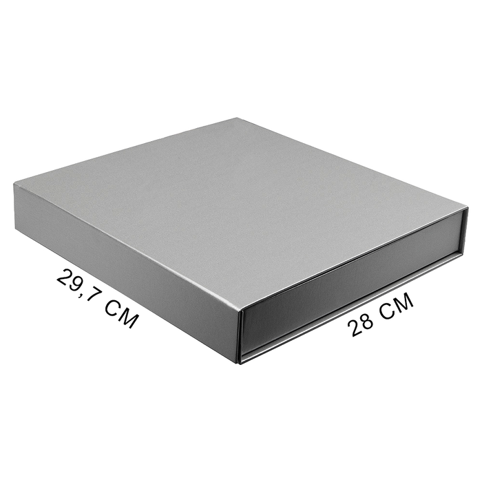 Подарочная коробка, размер 29,7*28,0*4,5 см,  Solution Prestige Magnum Linen  с магнитным клапаном под индивидуальную вырубку, серебристая, с бежевым ложементом для нанесения логотипа