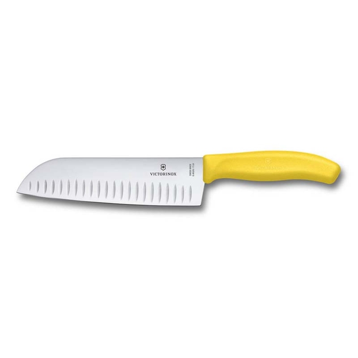 Нож сантоку VICTORINOX SwissClassic, рифлёное лезвие 17 см, жёлтый, в картонном блистере для нанесения логотипа